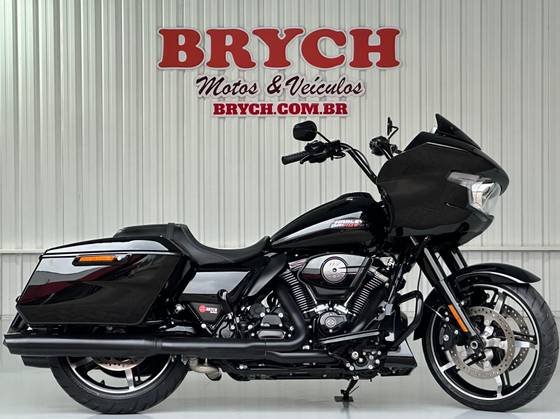 HARLEY-DAVIDSON ROAD GLIDE 